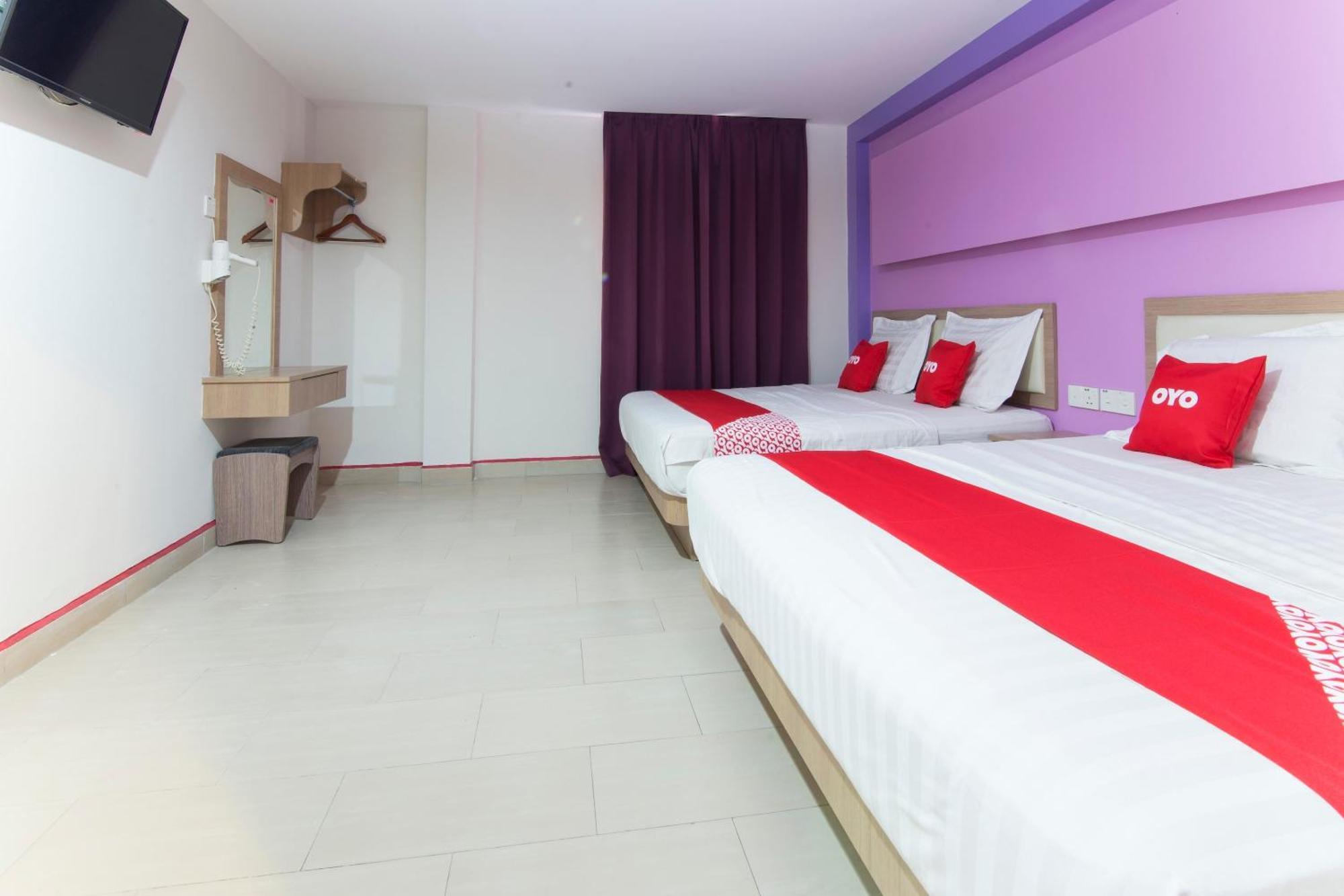 Valley View Hotel Lumut Bagian luar foto