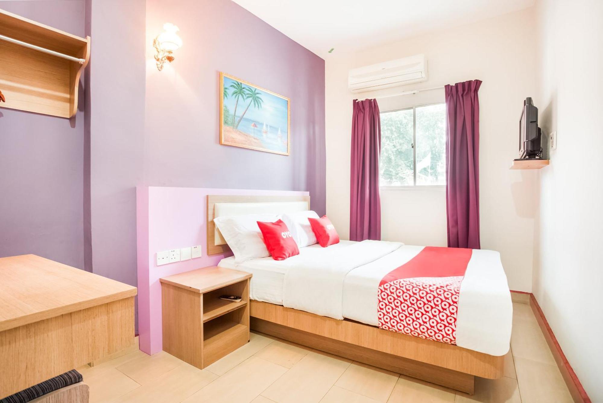 Valley View Hotel Lumut Bagian luar foto
