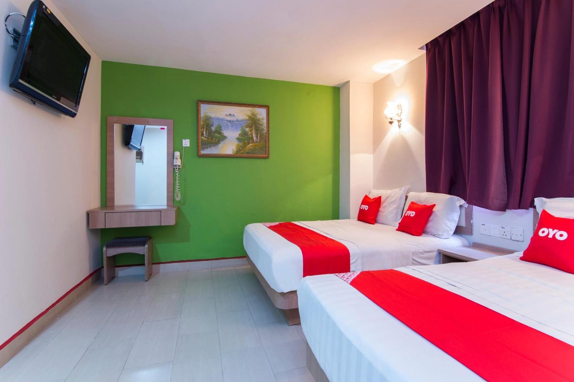 Valley View Hotel Lumut Bagian luar foto